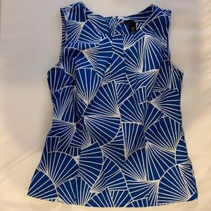 H&M modern print fitted Top